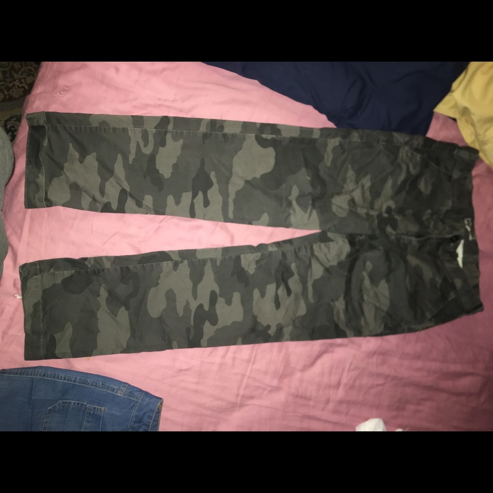 Women trousers